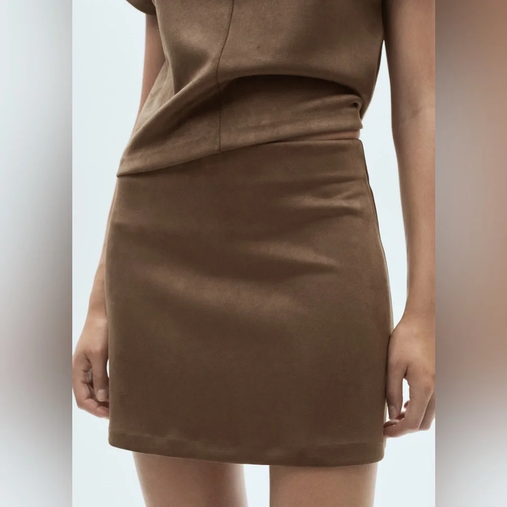 NWT MANGO Suede-Effect Mini Skirt